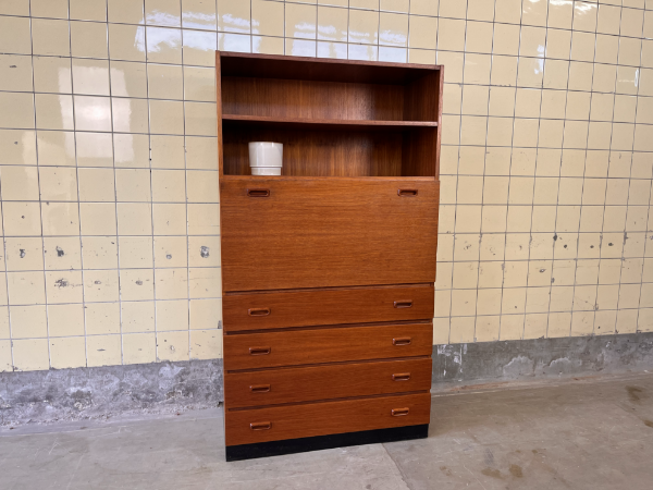 Picture of Scandinavian cabinet