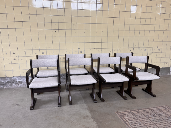 Picture of Set of Eight Dining Chairs by Gangso